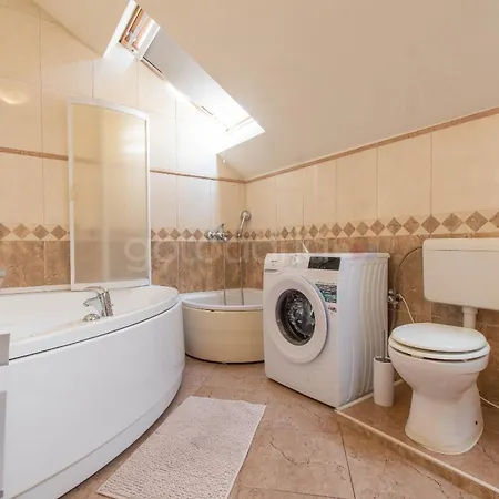 Apartman Vlove Story - Luxury Downtown