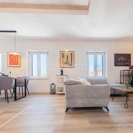 Vlove Story - Luxury Downtown * Makarska