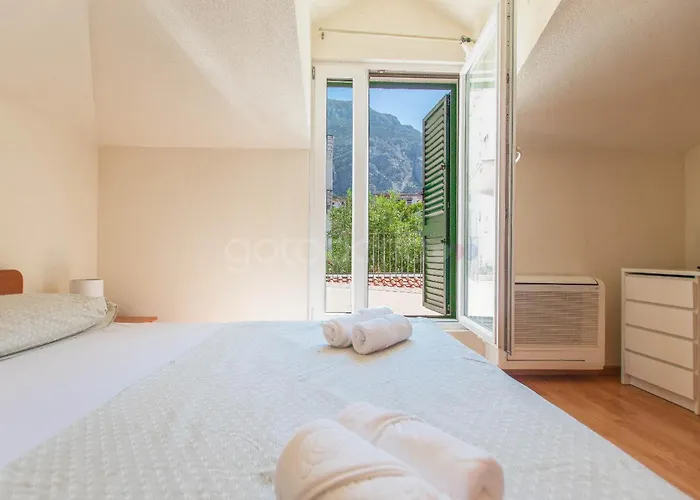 Vlove Story - Luxury Downtown Appartement Makarska