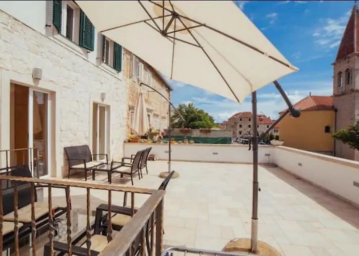 Vlove Story - Luxury Downtown Makarska