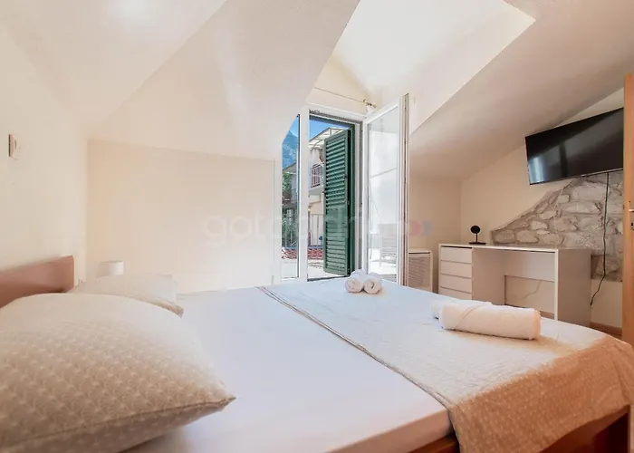 Vlove Story - Luxury Downtown Appartement Makarska